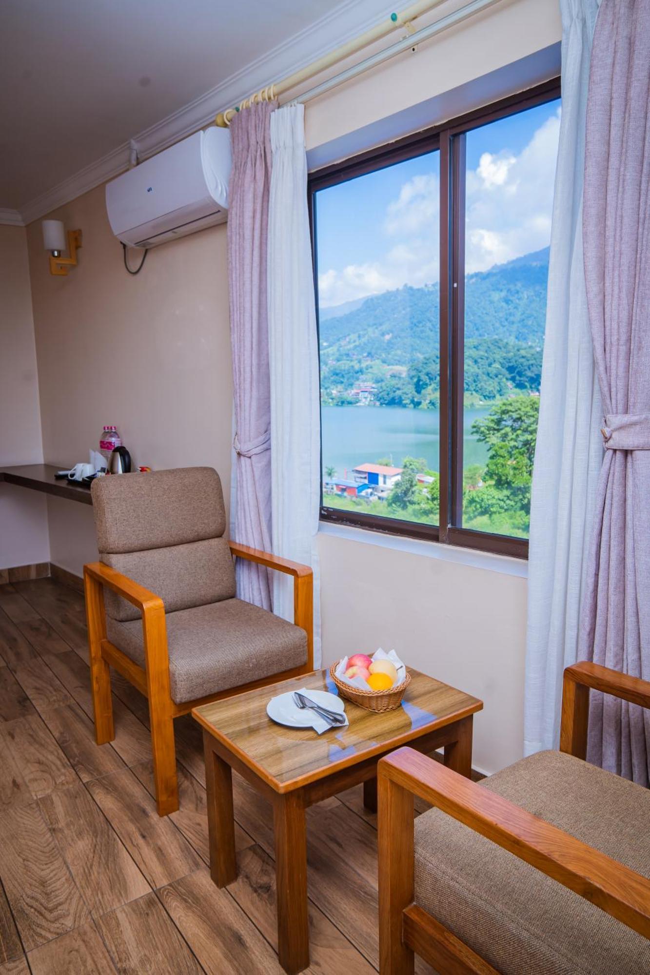 Hotel Fewa Camp Покхара Экстерьер фото